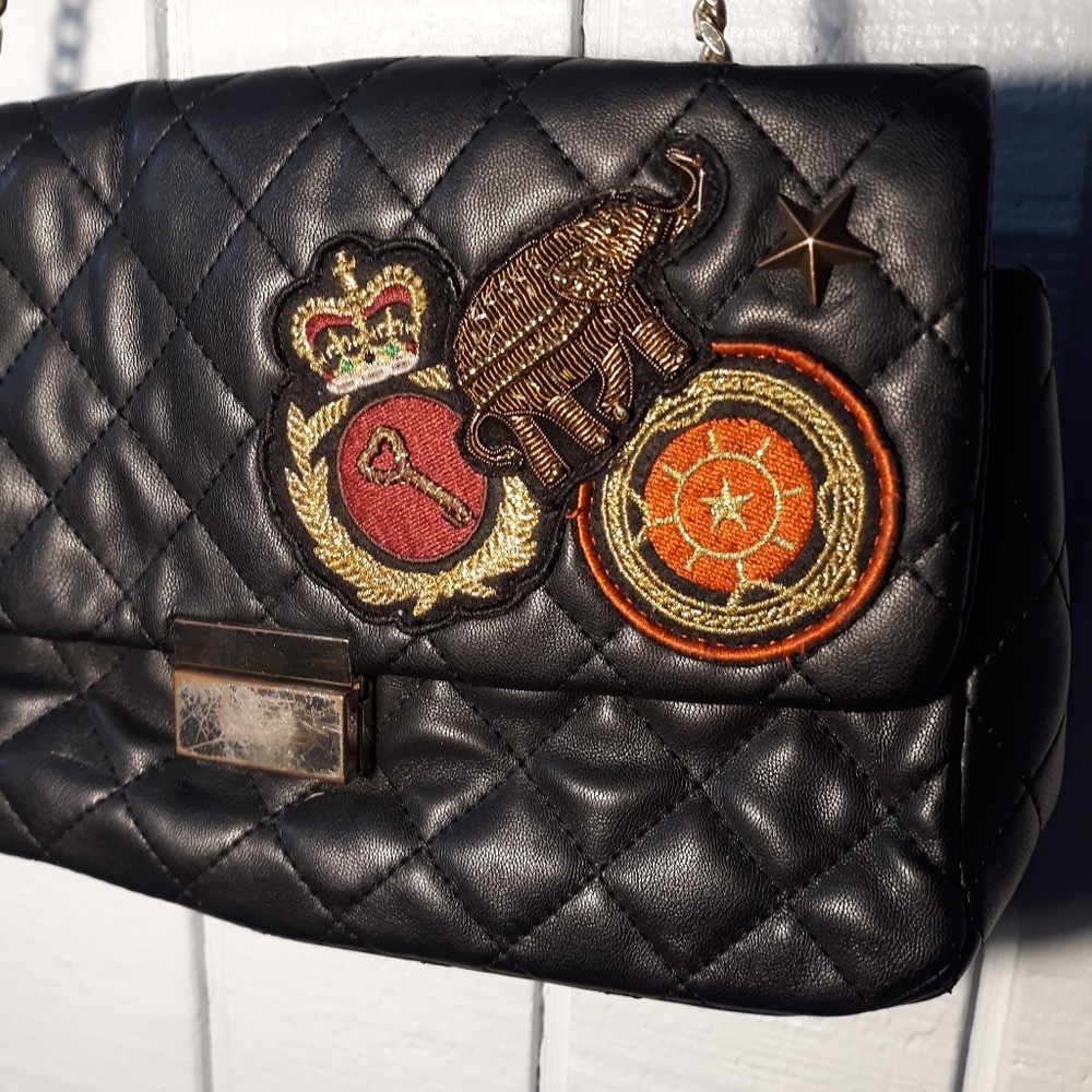 Zara long chain elephant leather purse. - Picture 2 of 2
